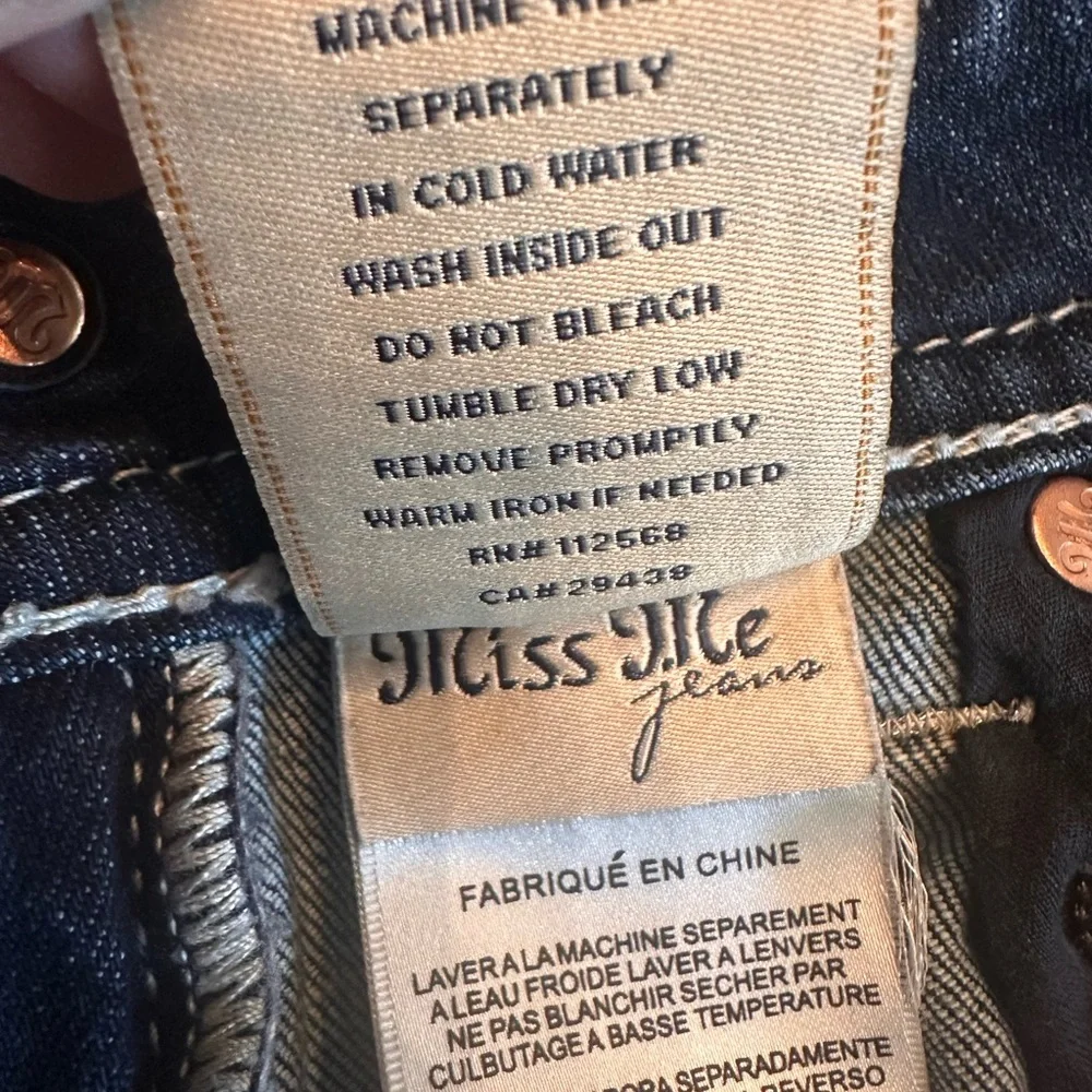 Miss Me Embellished Boot Cut Low Rise Jeans 27 x 34 Inseam - Picture 10 of 10
